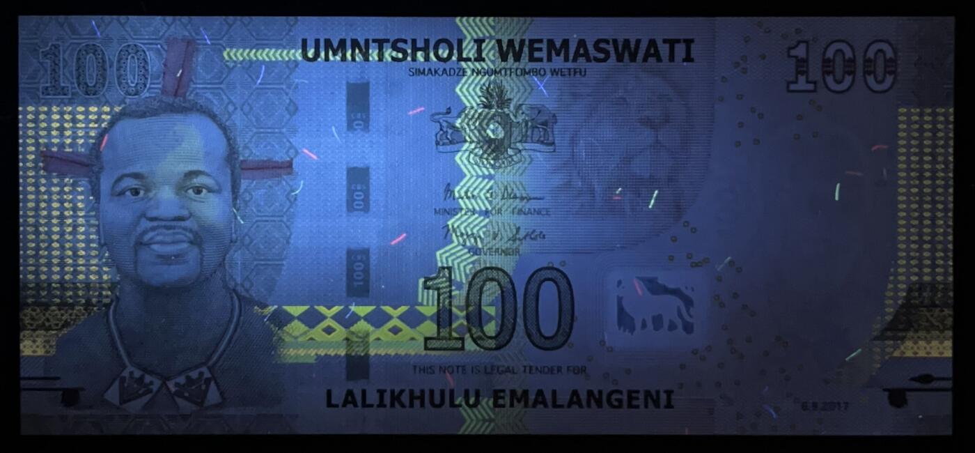 小福收藏拍卖第203期 裸钞场 本期有多张豹子号靓号 仅发行1000枚亚克力砖封蒙古20000图格里克帝国800周年纪念钞 瑞士200法郎 百慕大样钞洋葱冠全套 巴林首版大全套 卡塔尔四张套 越南 保加利亚 马其顿等多国精美纸币 斯威士兰 2017年 100里兰吉尼 半塑料钞 豹子号888 unc
