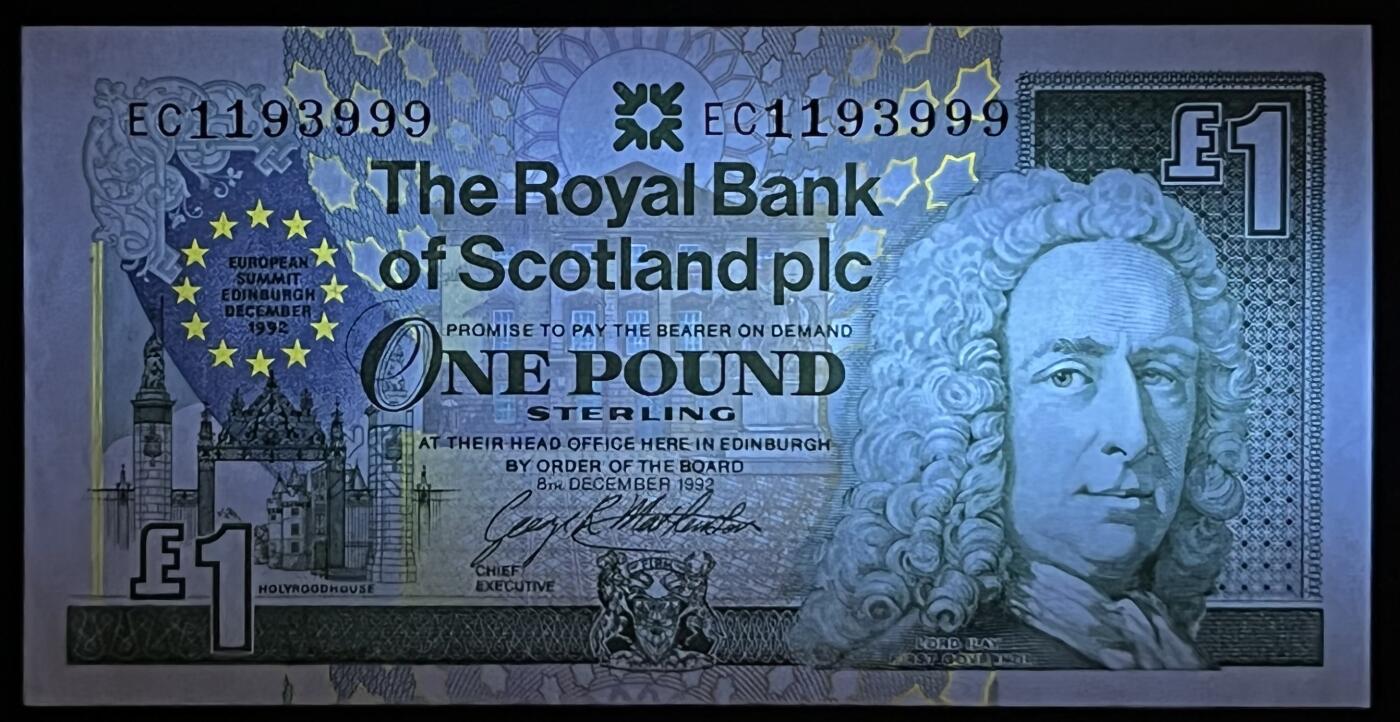 小福收藏拍卖第203期 裸钞场 本期有多张豹子号靓号 仅发行1000枚亚克力砖封蒙古20000图格里克帝国800周年纪念钞 瑞士200法郎 百慕大样钞洋葱冠全套 巴林首版大全套 卡塔尔四张套 越南 保加利亚 马其顿等多国精美纸币