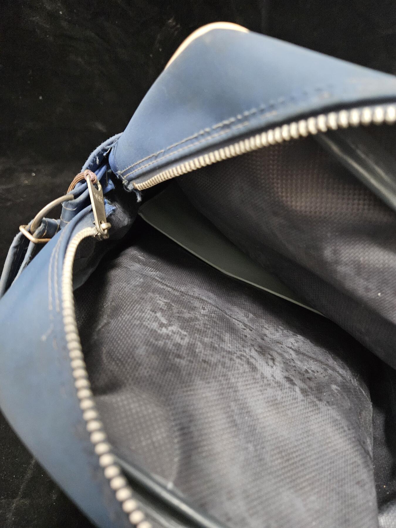 0元起拍勋章 第343期 咸鱼国勋章拍卖专场 4月1日（周三）下午6：00开始 日本空自小包 有损坏