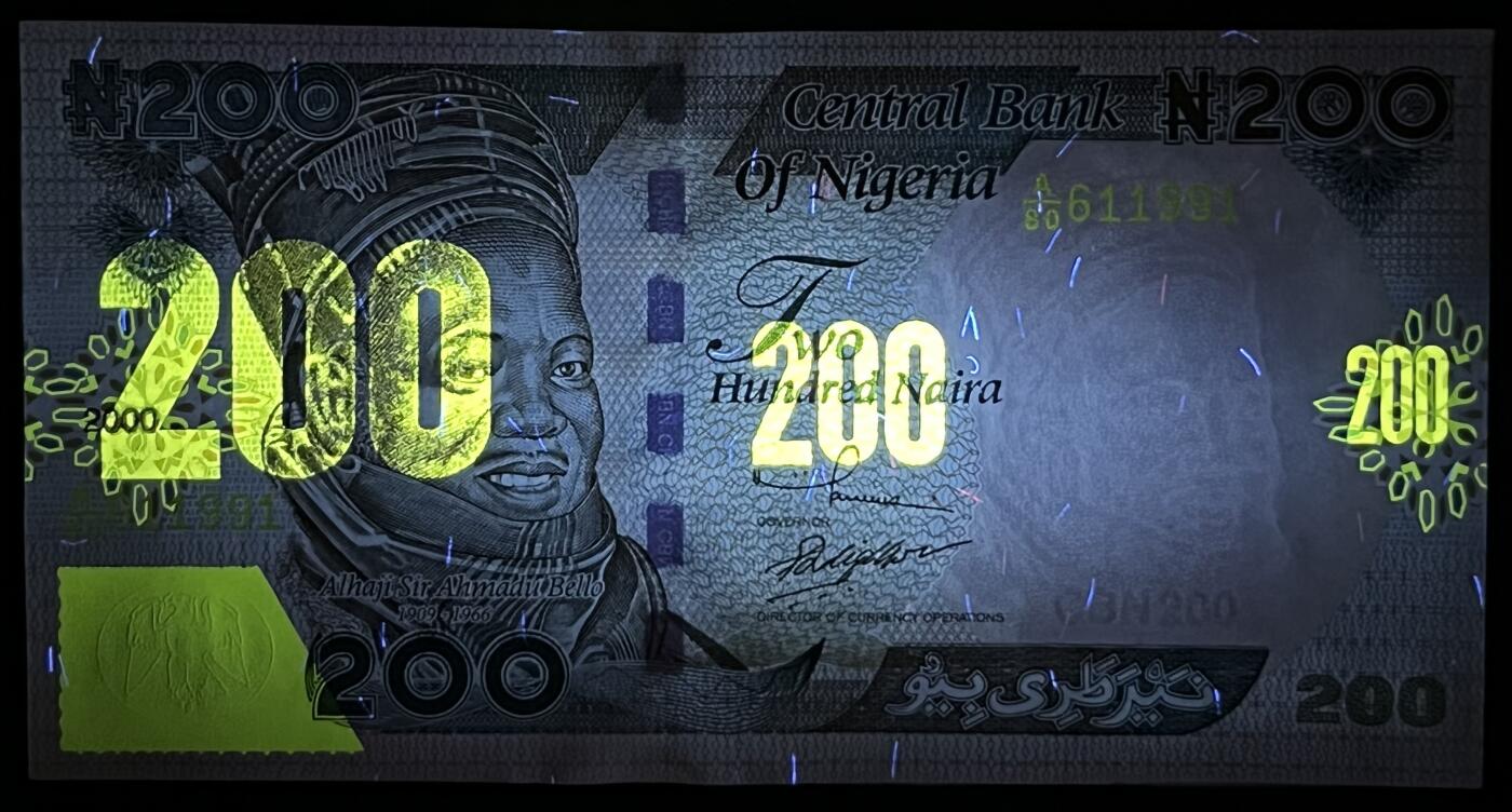 小福收藏拍卖第203期 裸钞场 本期有多张豹子号靓号 仅发行1000枚亚克力砖封蒙古20000图格里克帝国800周年纪念钞 瑞士200法郎 百慕大样钞洋葱冠全套 巴林首版大全套 卡塔尔四张套 越南 保加利亚 马其顿等多国精美纸币 尼日利亚 2000年 200奈拉 少见首发年 A冠 靓号 数3 倒置号611991 unc