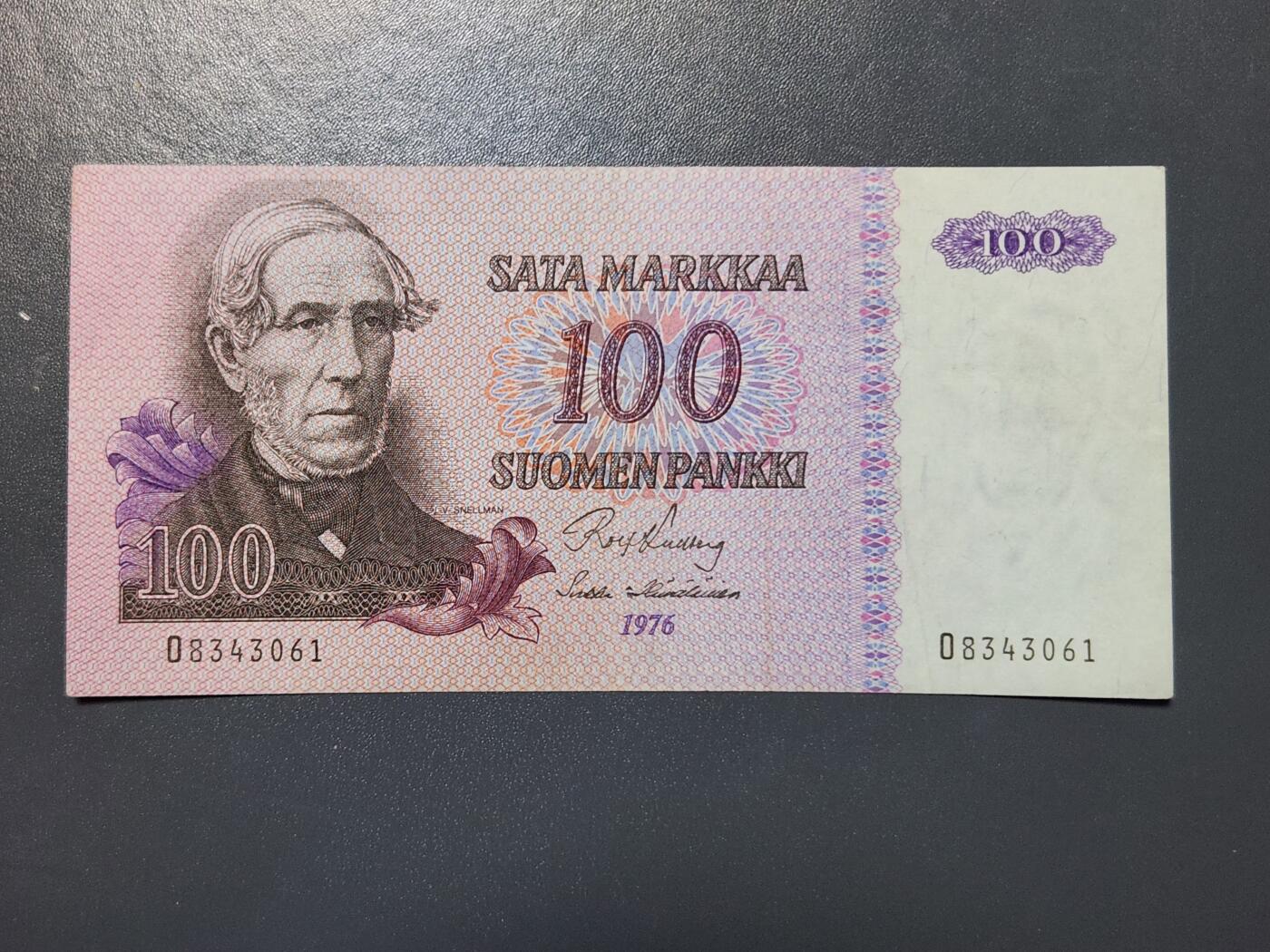 3月28号晚上8点 外国纸币自动截拍第47场 芬兰100美品