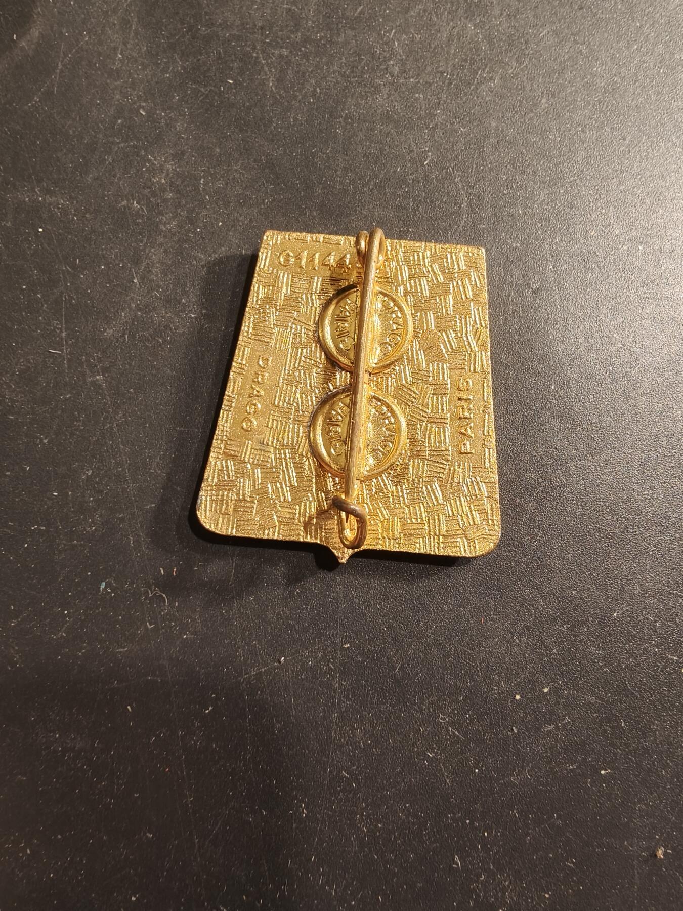 老王徽章第190期 法国陆军第4猎兵团证章