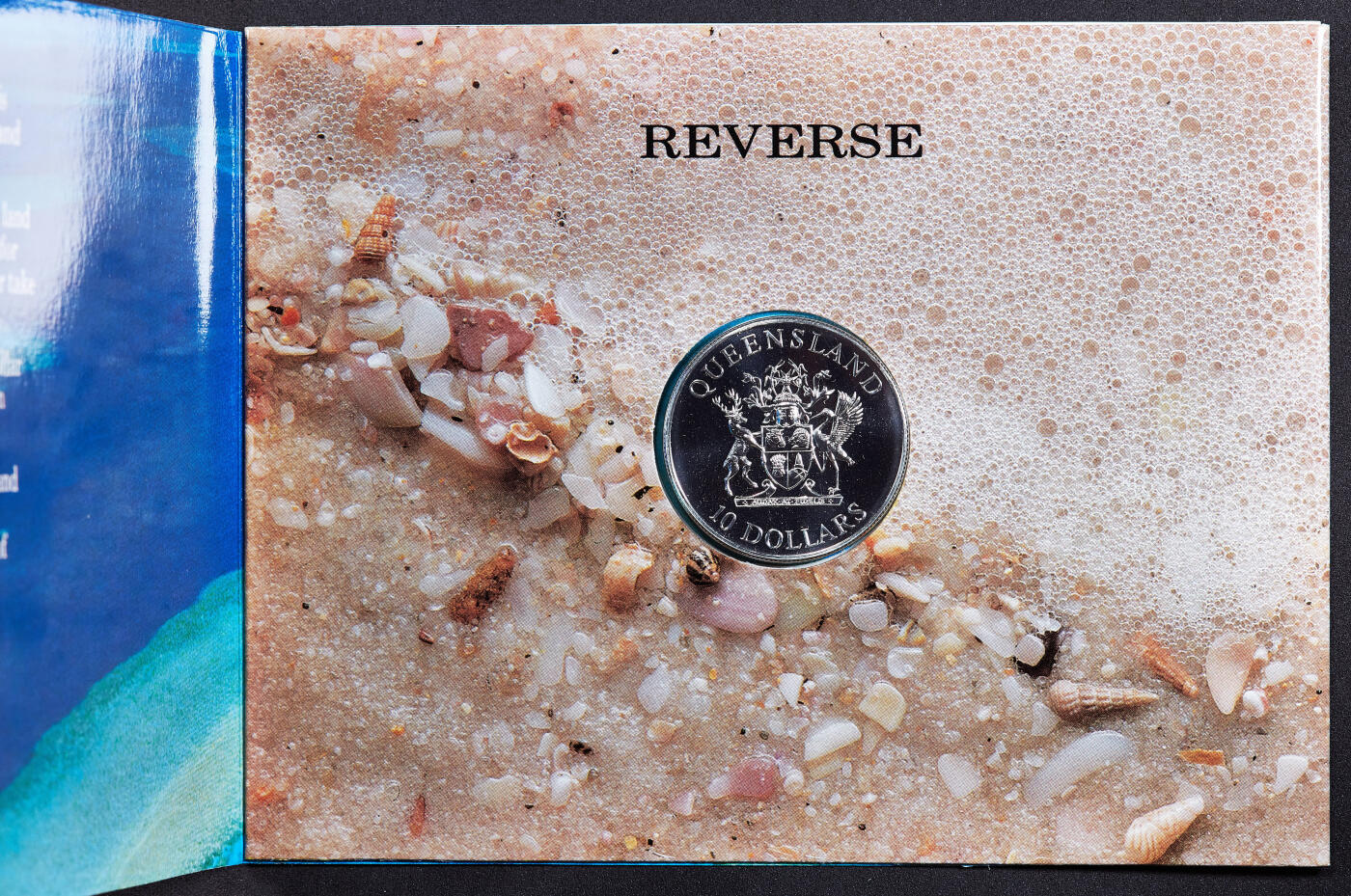【俄甄集藏】2026年(050)04-01星期三 晚 19:30 全场包邮 澳大利亚1989年行政区系列-昆士兰州10元册装银币，带证，重20克，925银，发行量48929枚