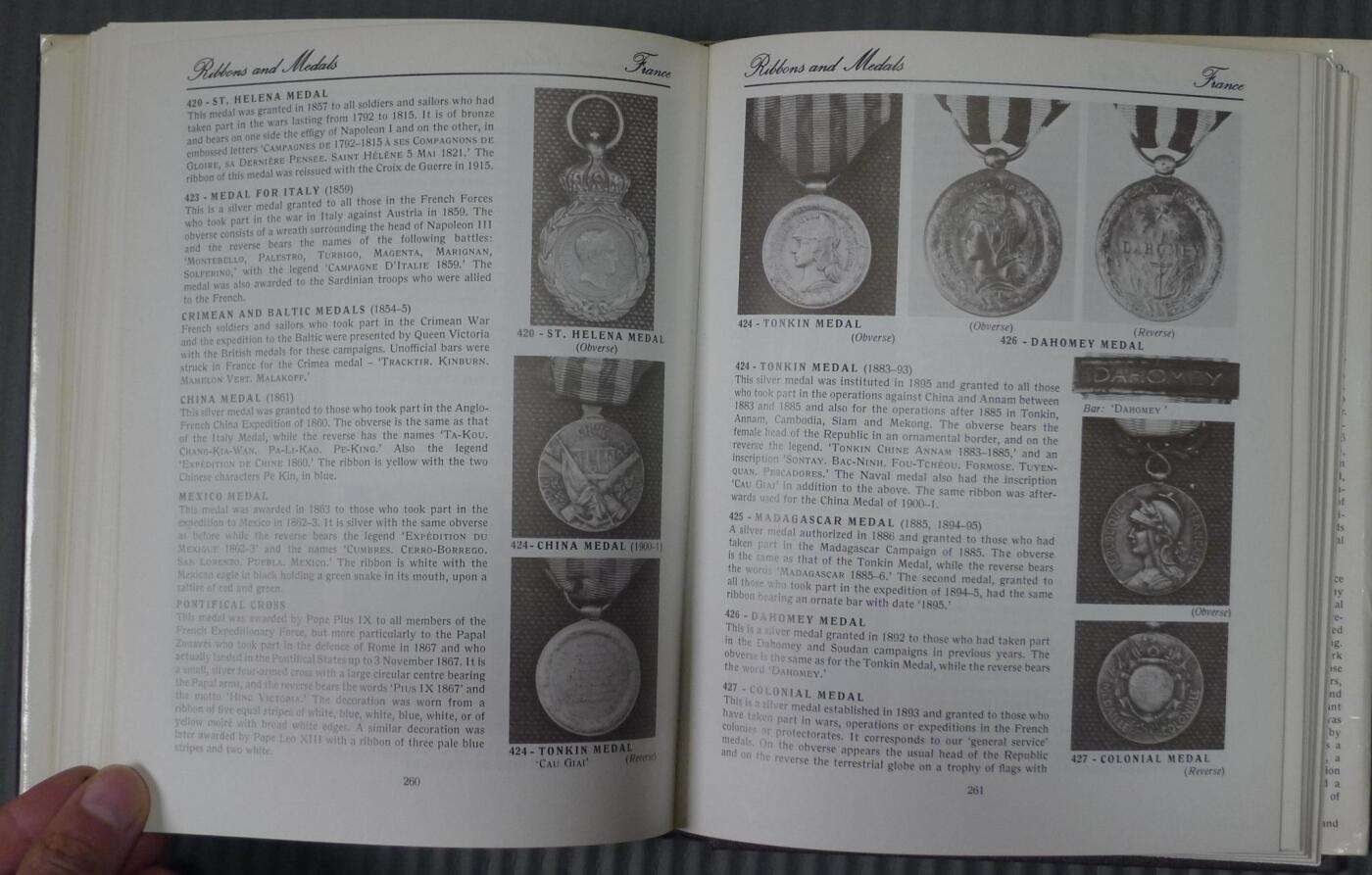 世界钱币章牌书籍专场拍卖03.29 缎带和勋章