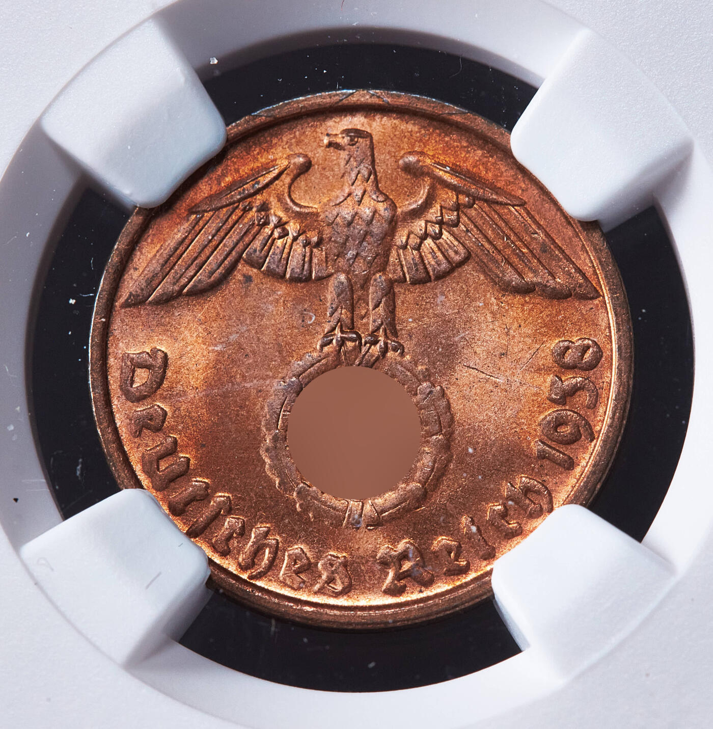 【俄甄集藏】2026年(050)04-01星期三 晚 19:30 全场包邮 德国第三帝国1938年D版2芬尼铜币，NGC MS64RB，原铜色，转光品相，原图联系客服或至官网查询