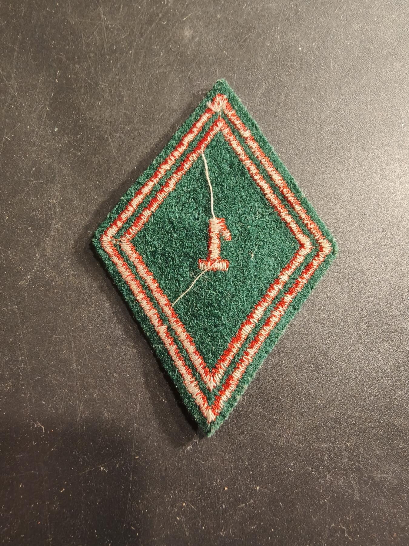 老王徽章第190期 法国陆军第1运输团臂章