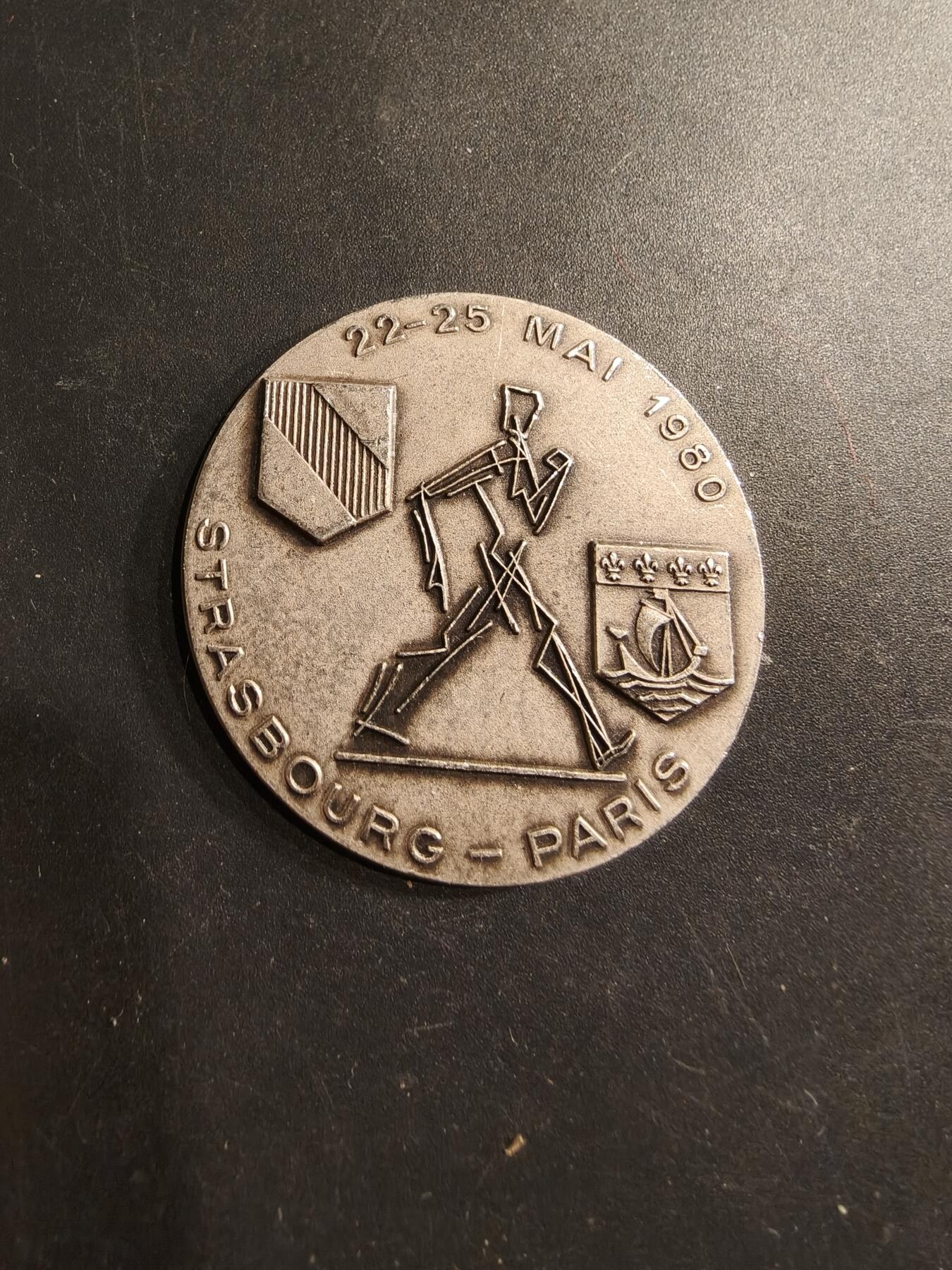 老王徽章第190期 法国体育纪念章