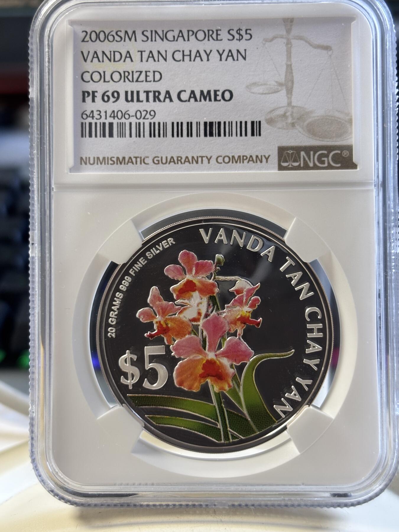 第194期拍卖 新加坡2006年花卉系列彩色1盎司纪念银币2枚套NGC-PF69,999银，1盎司*2