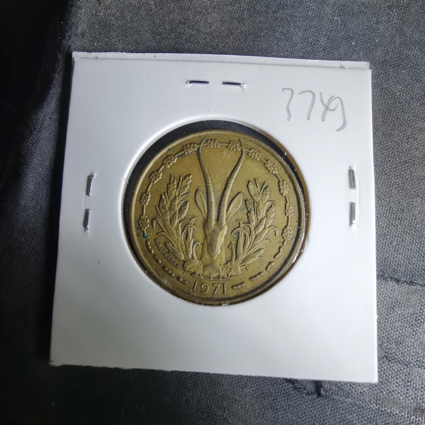 沼泽如烟--第1037场 西非1971年25法郎