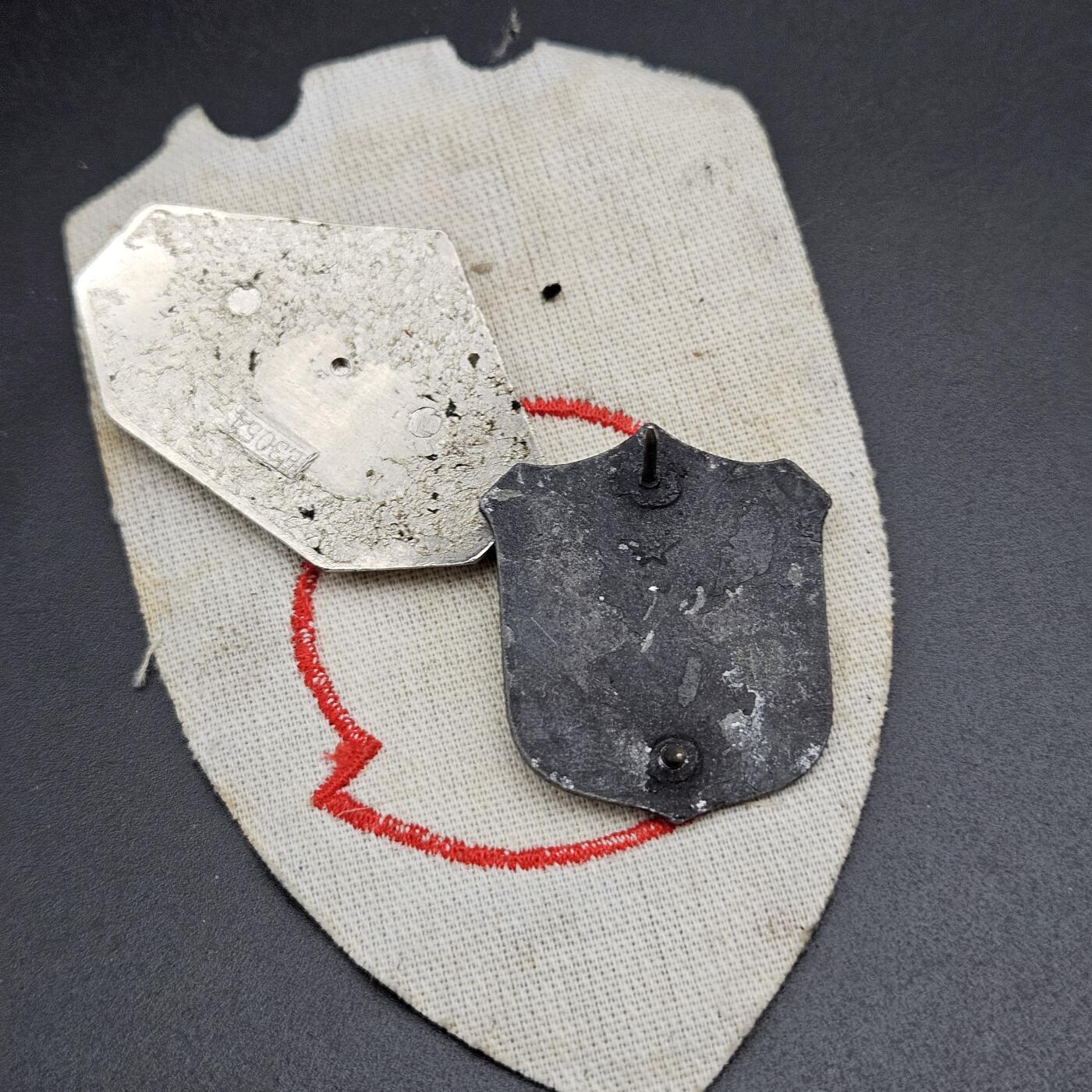 0元起拍勋章 第343期 咸鱼国勋章拍卖专场 4月1日（周三）下午6：00开始 杂物一组