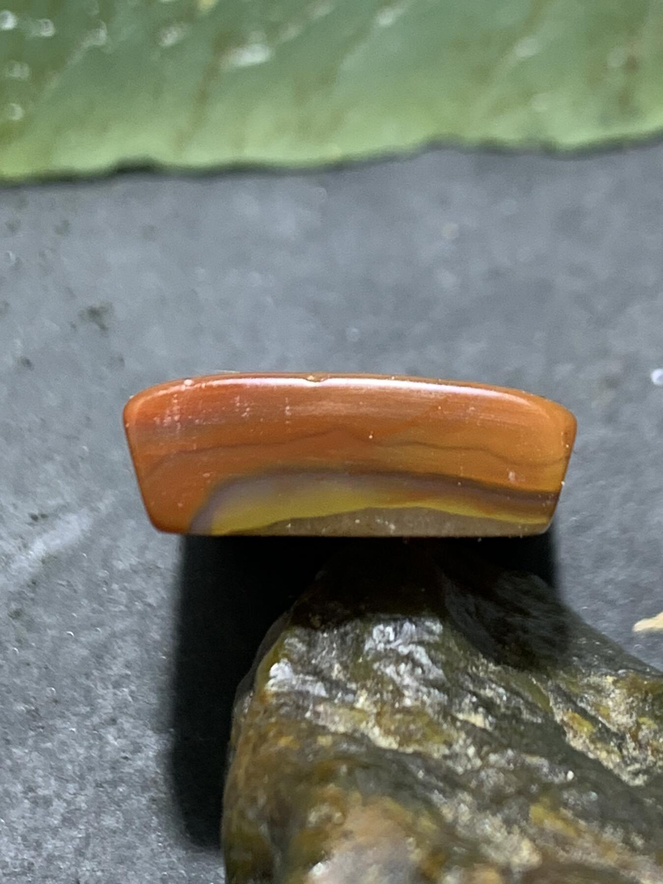 精美高玉化冰飘冻料战国红玛瑙双孔板珠一个！