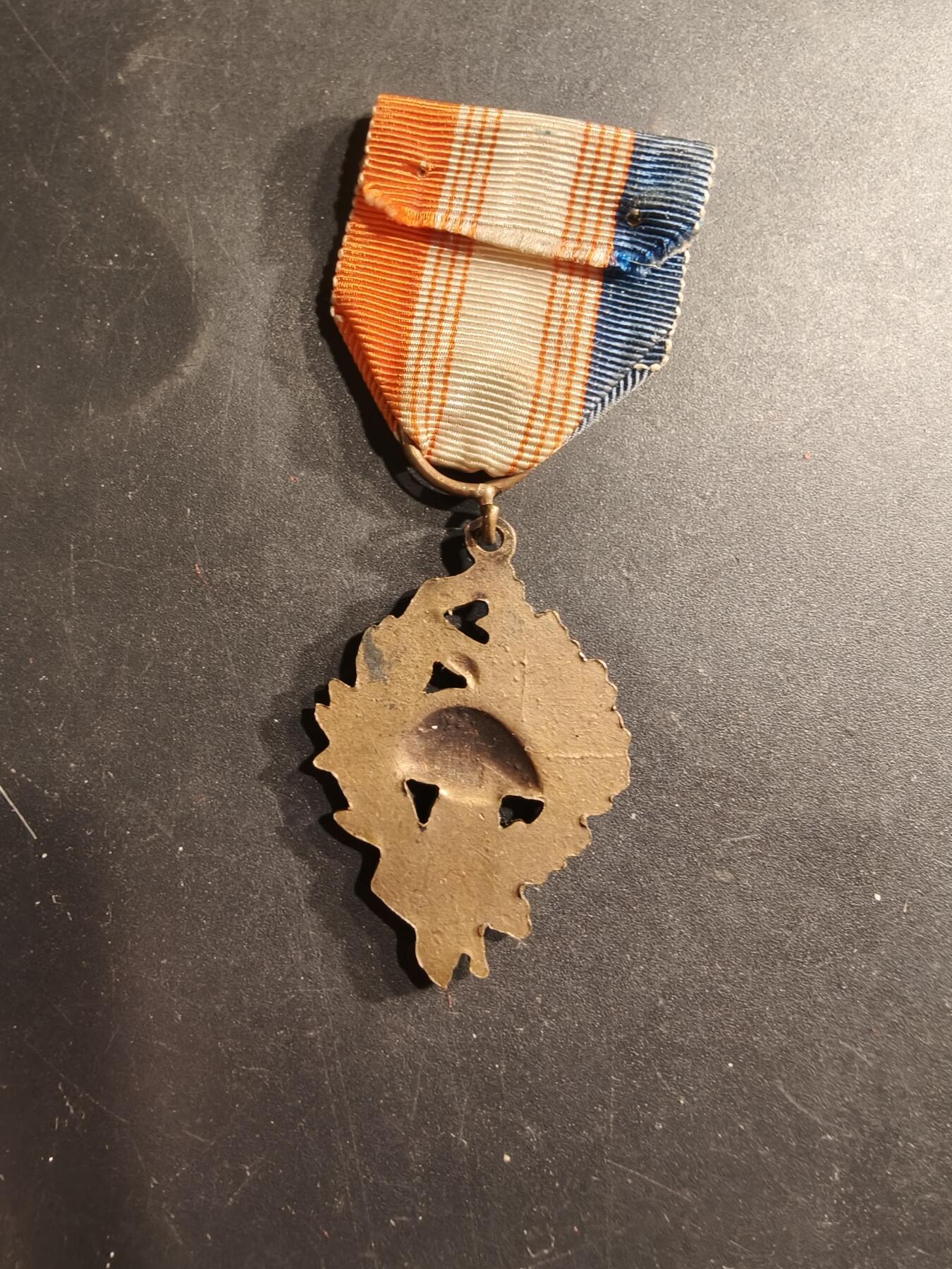 老王徽章第190期 法国一战UNC老兵协会奖章