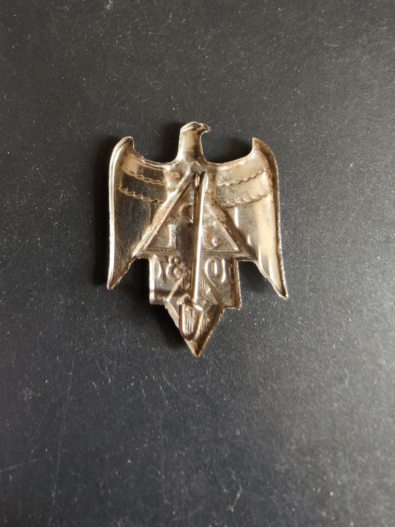 老王徽章第190期 德三1934青年旅舍协会证章