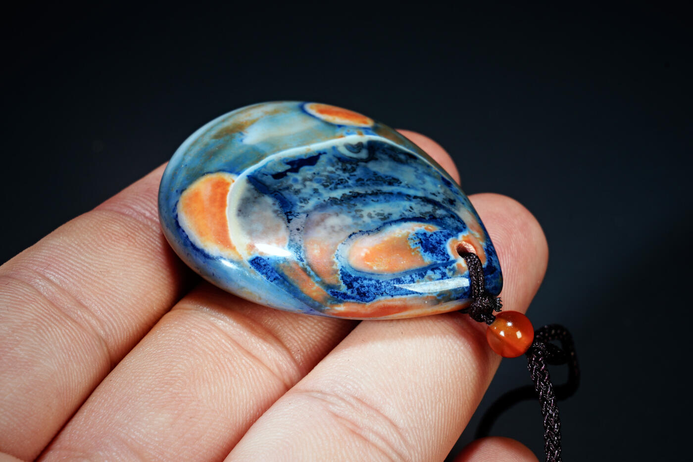 上海都达杂项专场六十九【全场包邮】 天然缠丝草花玛瑙水滴挂件 附鉴定证书94-148