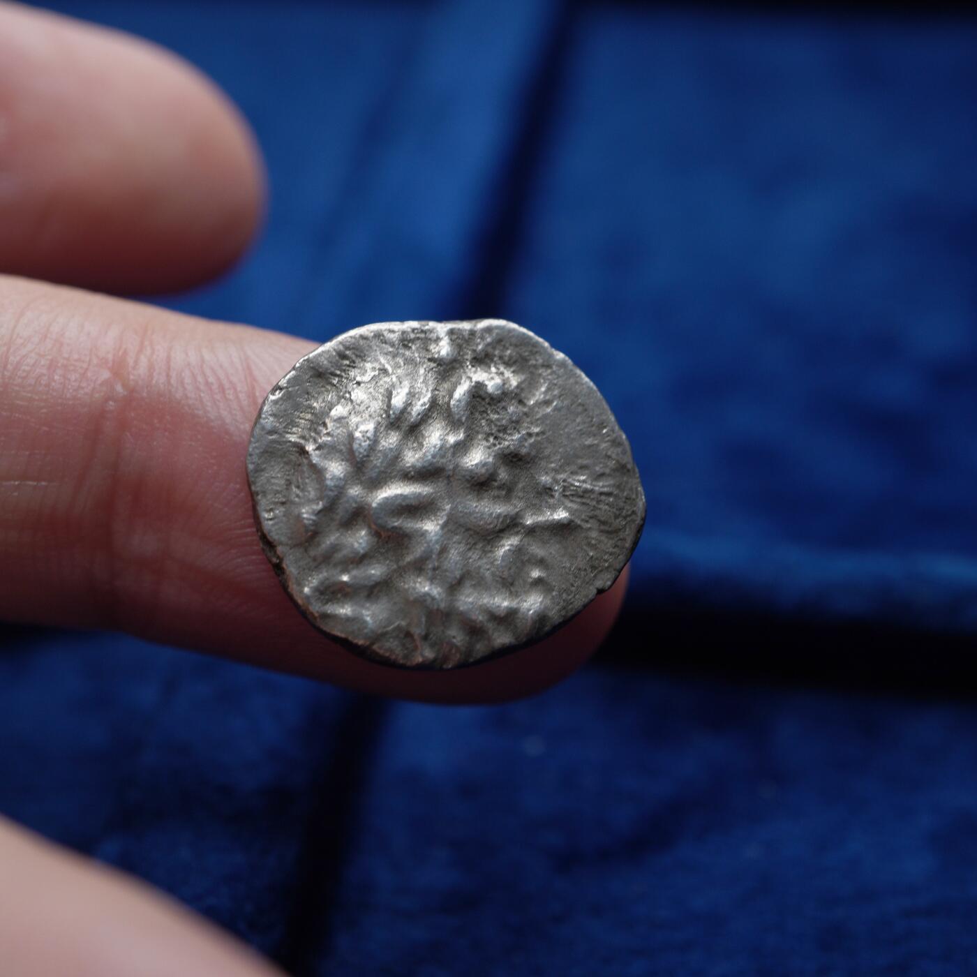 琋语集藏2026年04月欧洲古典打制币拍卖 古希腊卡利亚-Myndos 塞拉皮斯与伊西斯冠银币