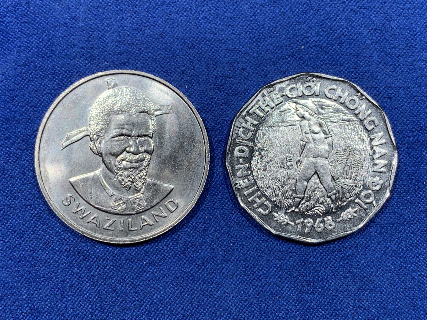 《竞宝斋》第475场 周日，周一 2场连拍 （全场包邮）欢迎送拍 两枚一组 越南斯威士兰FAO纪念币 好品