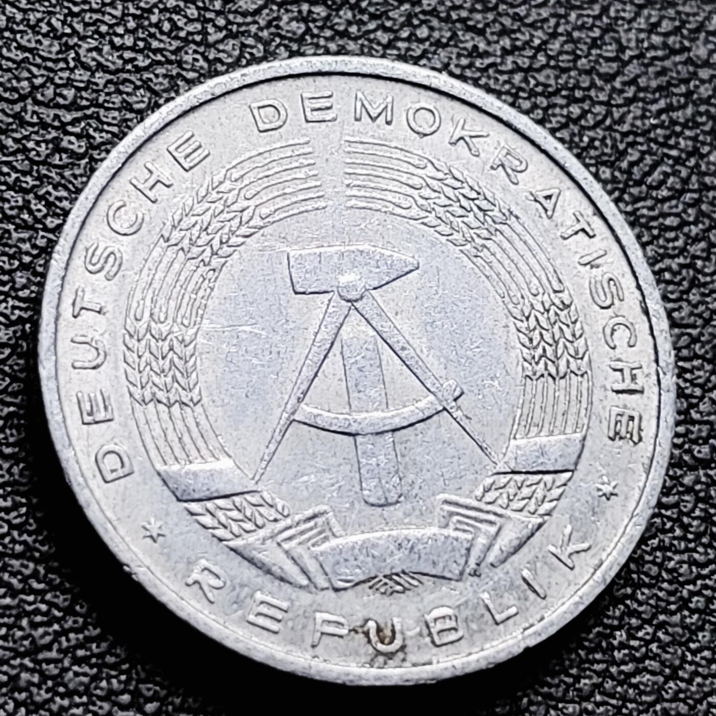 泉币菌-第217场-拍品多 请提前出价 。