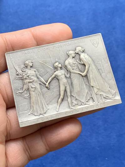 《竞宝斋》第475场 周日，周一 2场连拍 （全场包邮）欢迎送拍 - 名家罗蒂作 法国里昂地中海铁路公司股东大会纪念方型银章 60克 44.6*59mm 丰饶角银标 好品稀有 细节到位