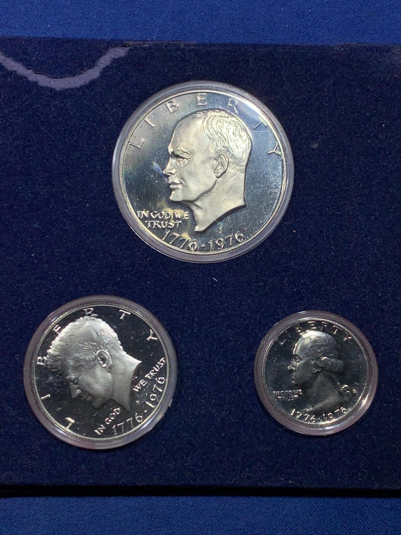 《竞宝斋》第475场 周日，周一 2场连拍 （全场包邮）欢迎送拍 美国 1976年 建国纪念精制银币3枚 包装有损