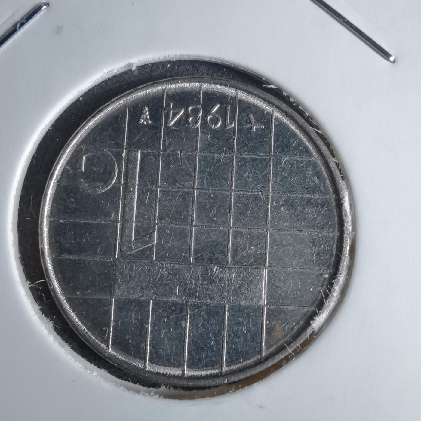 沼泽如烟--第1038场 荷兰1984年1盾