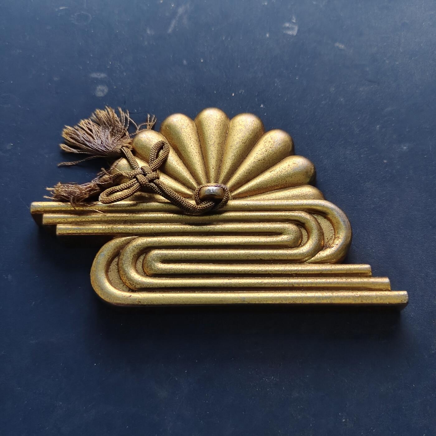 【全场包邮】纯粹捡漏拍516场【专场】 【纪念章】大寿山慈圣寺寒岩义尹禅师奉安异形纪念章