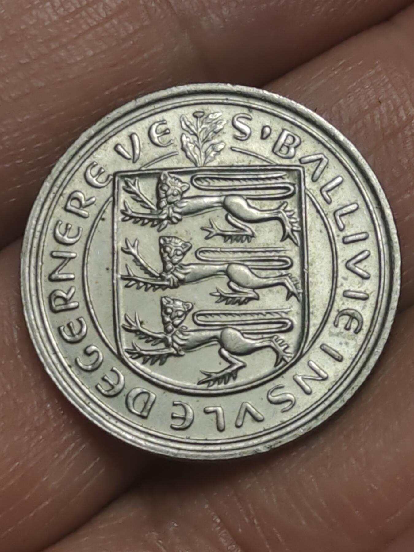 2026年第三十八场(总第二百零七场）外国好品散币场(免佣金) 英属根西岛🇬🇬1979年5便士(伊丽莎白二世时期第二套)