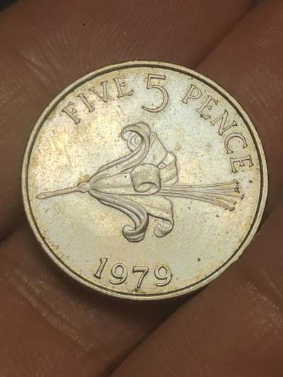 2026年第三十八场(总第二百零七场）外国好品散币场(免佣金) - 英属根西岛🇬🇬1979年5便士(伊丽莎白二世时期第二套)