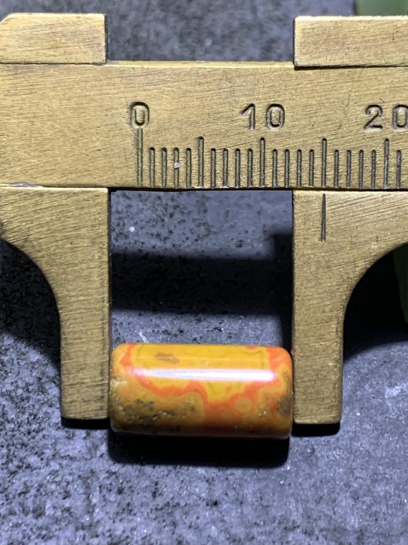 冰飘草花纹战国红玛瑙通货直桶桶珠一颗！
