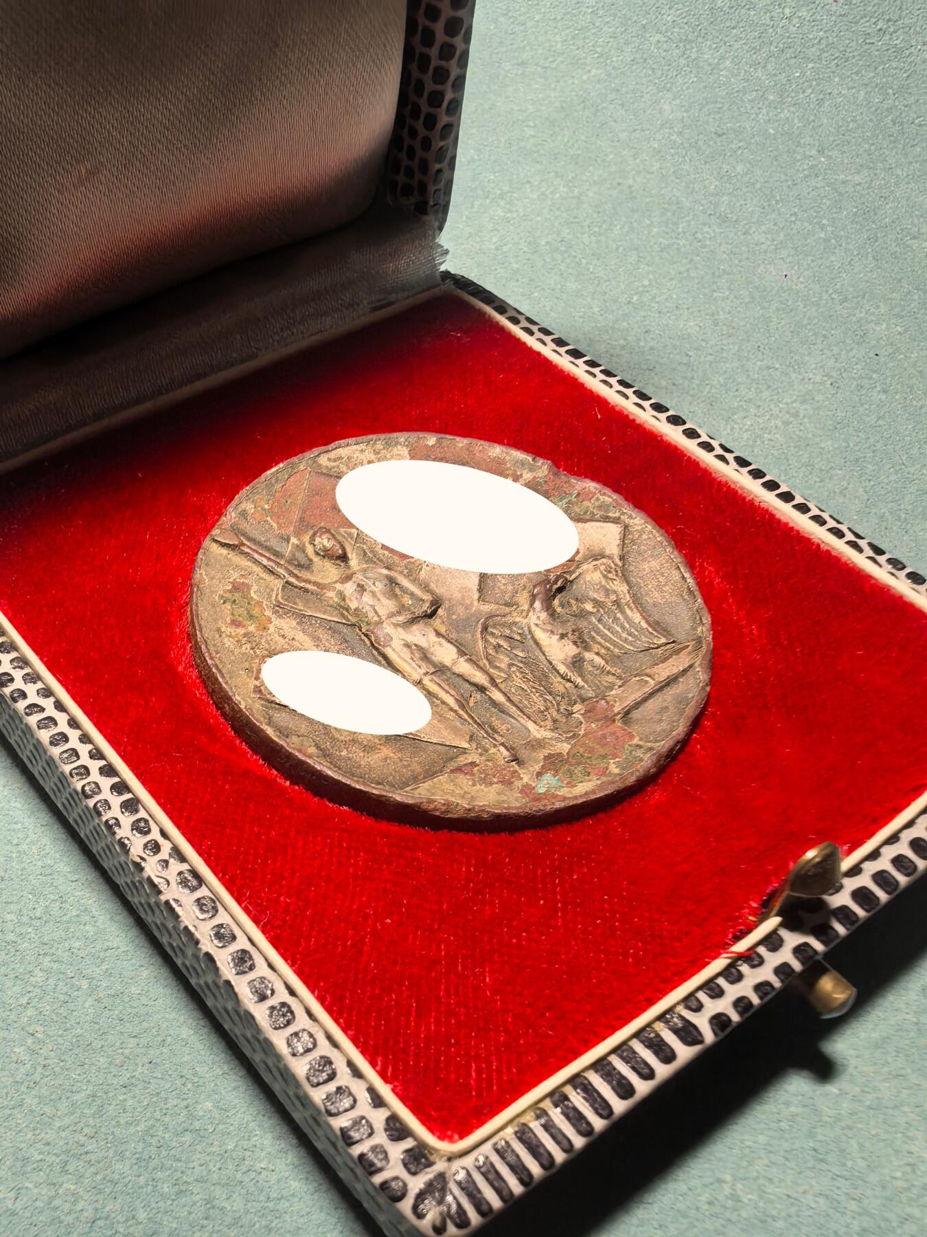 盛世勋华——号角文化勋章邮票专场拍卖第311期 德国（1939）纽伦堡集会纪念证章 大尺寸 极为少见带原盒