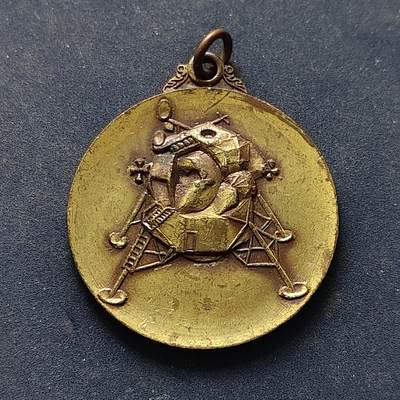 【全场包邮】纯粹捡漏拍516场【专场】 - 【纪念章】日本1969年书法竞技大赛纪念章