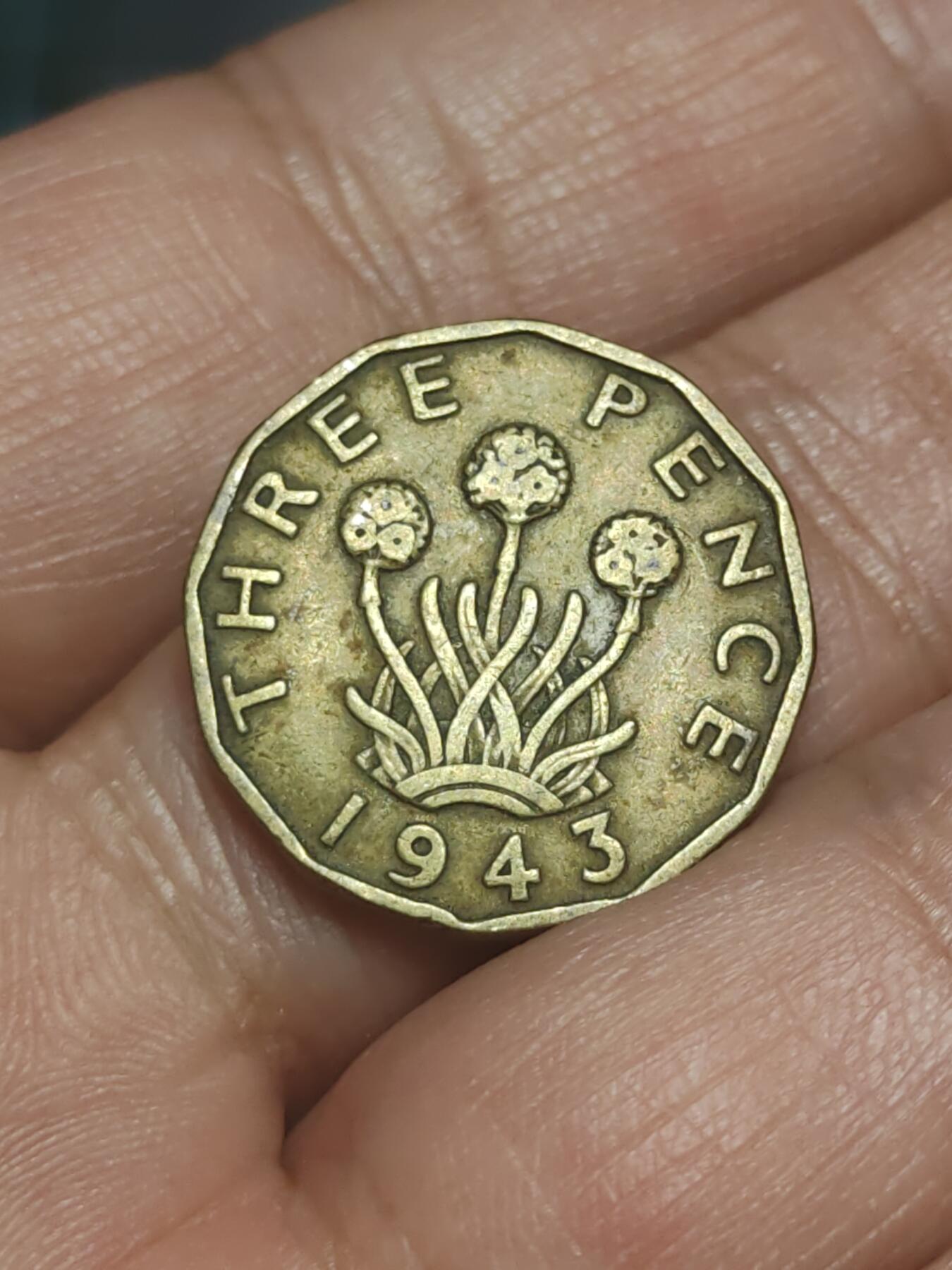 2026年第三十八场(总第二百零七场）外国好品散币场(免佣金) 英国🇬🇧1943年3便士(乔治六世第一版)