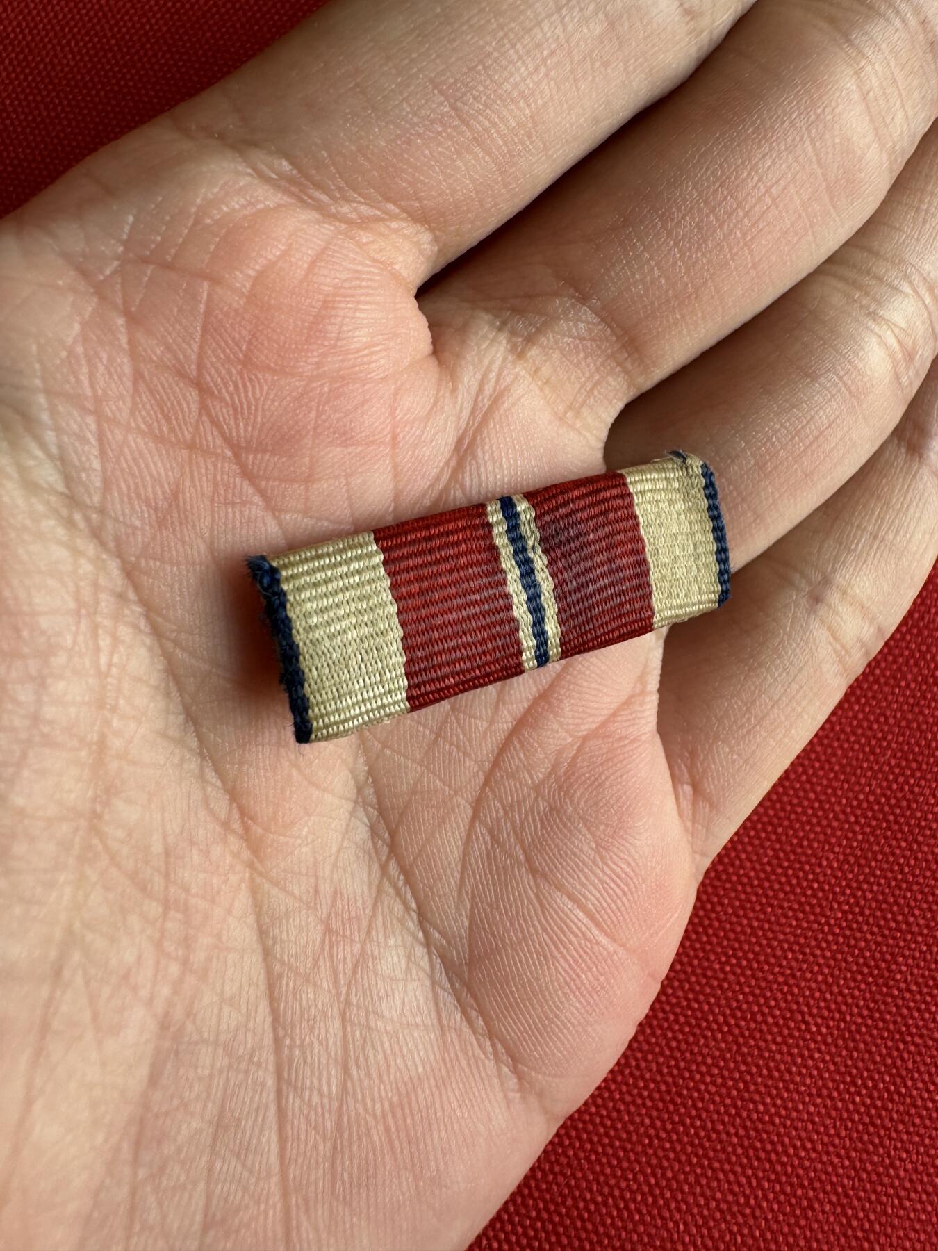 五哥徽章群   29号周日晚上八点4群联拍 略章