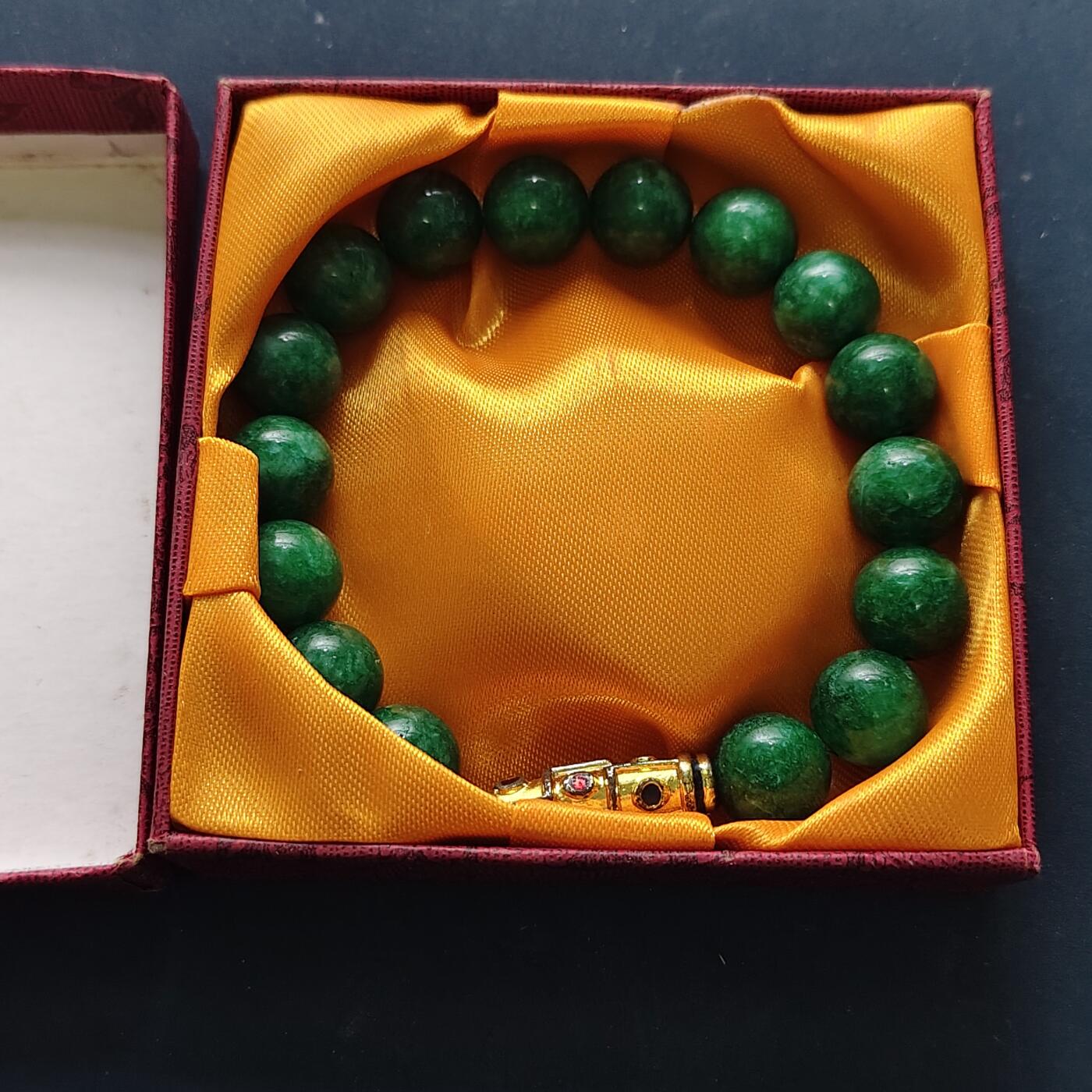 【全场包邮】纯粹捡漏拍516场【专场】 【杂件·自辨】青色不知名材质手串一组-带盒