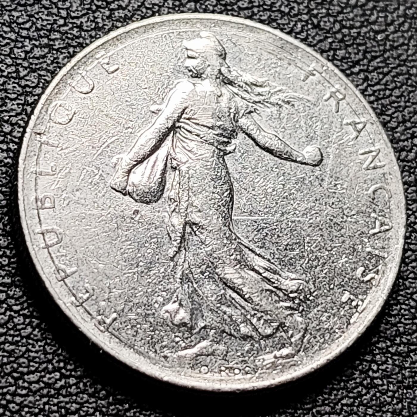 泉币菌-第217场-拍品多 请提前出价 。