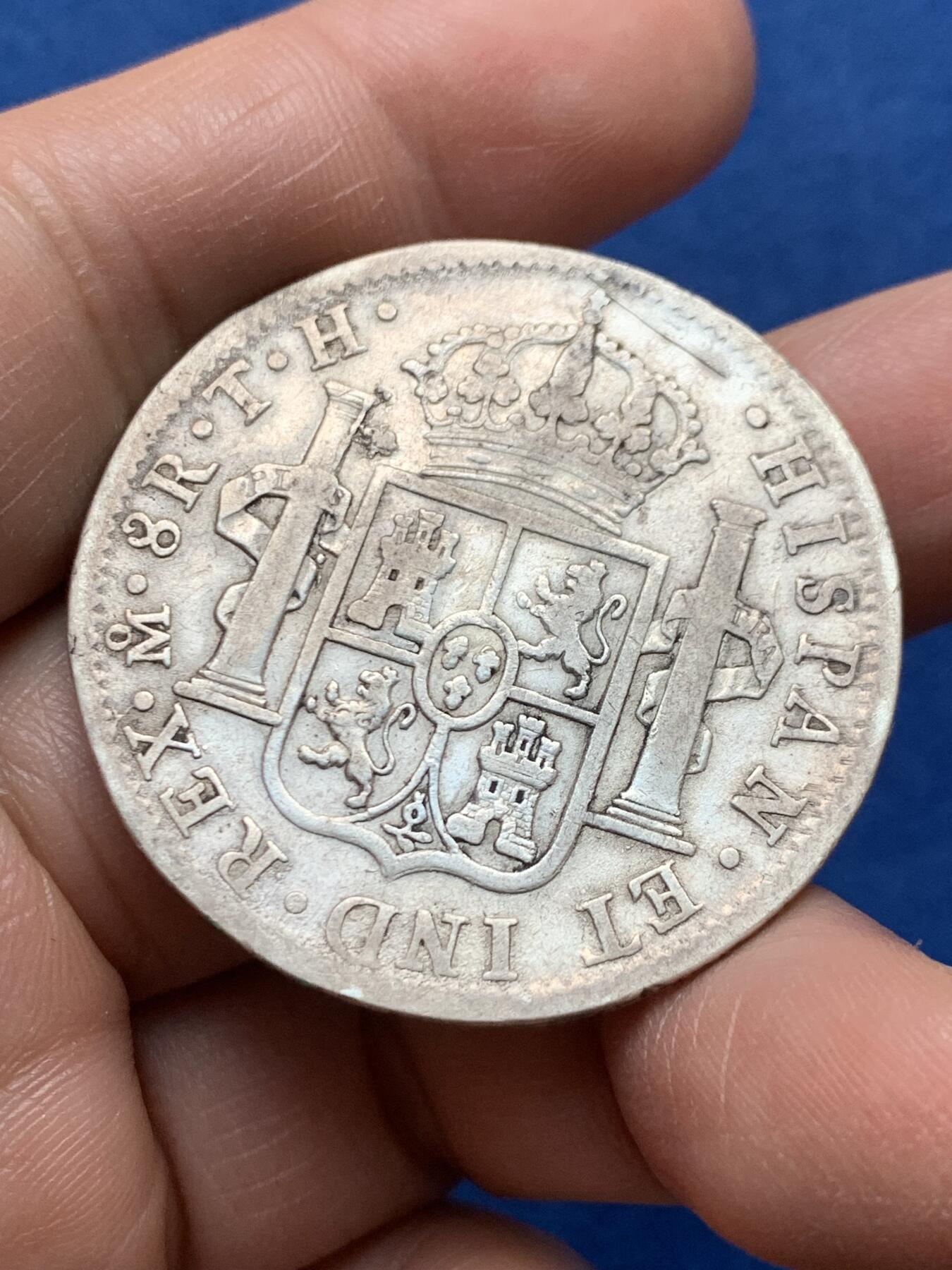 《竞宝斋》第475场 周日，周一 2场连拍 （全场包邮）欢迎送拍 西属墨西哥1805年MO TH卡洛斯四世双柱银币