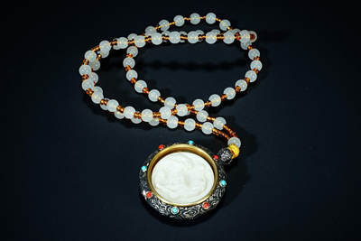 上海都达杂项专场六十九【全场包邮】 - 藏银镶嵌生肖虎转运牌（能转动）连玛瑙链子94-166