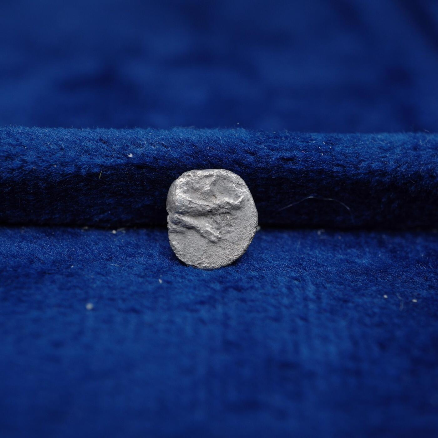 琋语集藏2026年04月欧洲古典打制币拍卖 古希腊西西里岛-酒神？与野猪1/2奥波银币