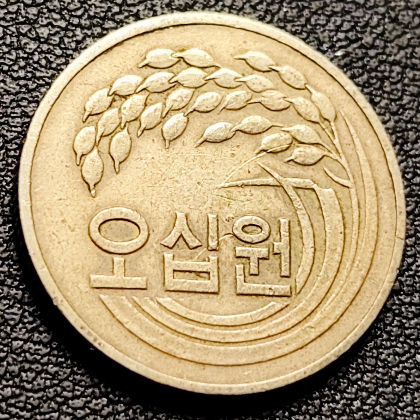 泉币菌-第217场-拍品多 请提前出价 。