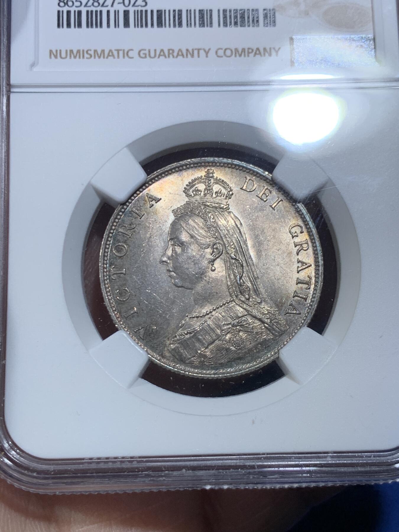 《竞宝斋》第475场 周日，周一 2场连拍 （全场包邮）欢迎送拍 NGC MS62 英国1887年高冠1弗洛林银币，淡包浆，转光不错