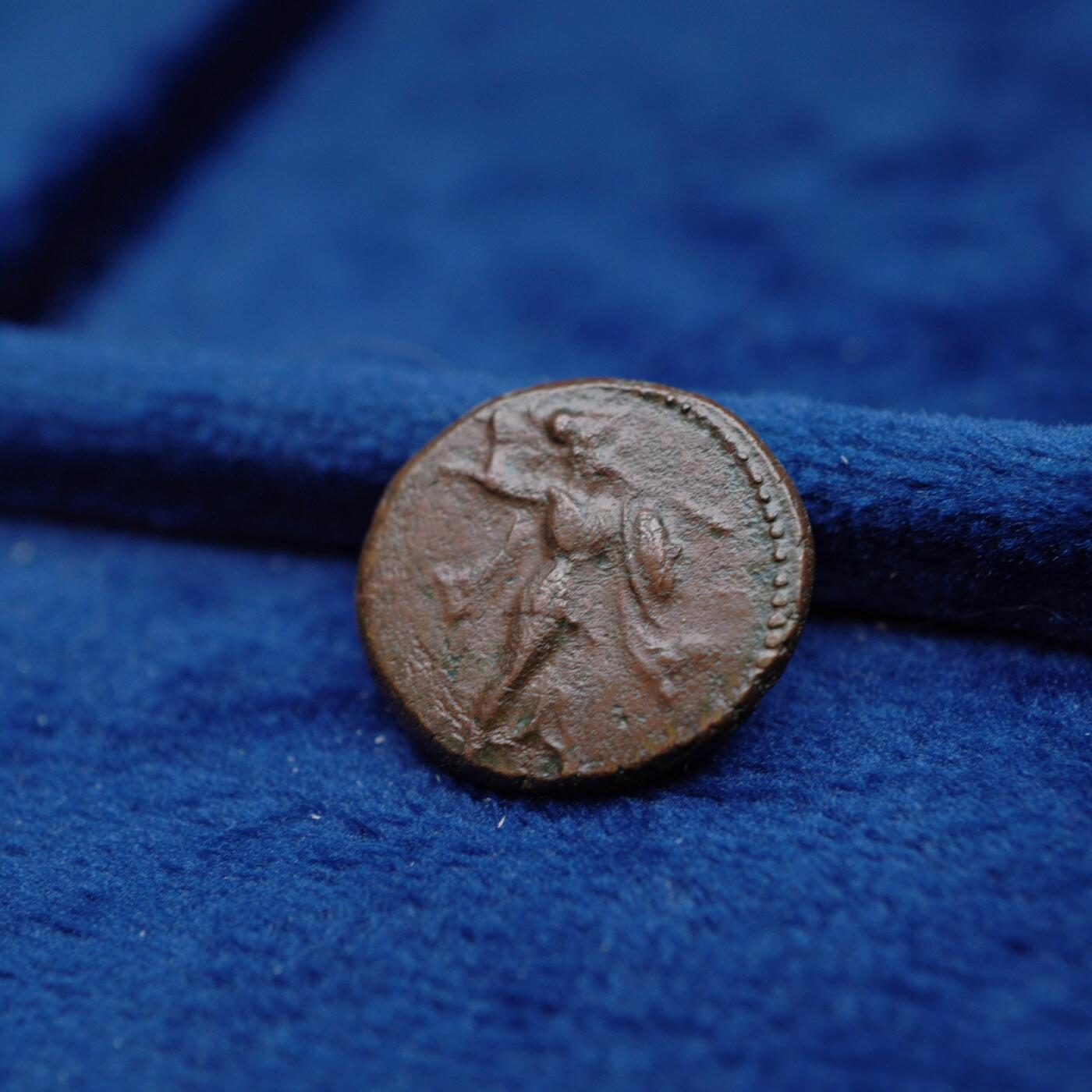 琋语集藏2026年04月欧洲古典打制币拍卖 古希腊卢卡尼亚地区-雅典娜与猫头鹰铜币