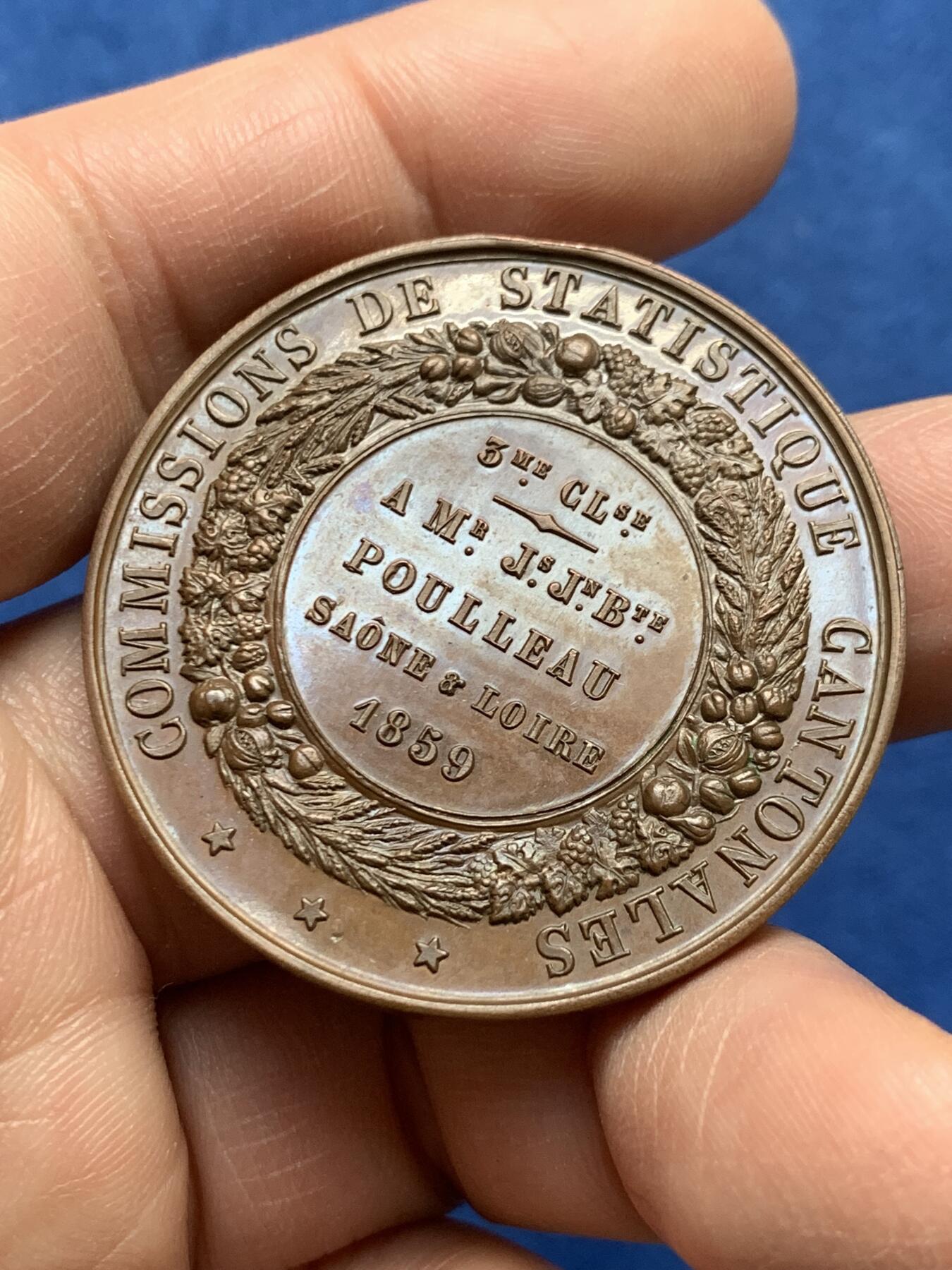 《竞宝斋》第475场 周日，周一 2场连拍 （全场包邮）欢迎送拍 法国1859年拿破仑三世铜章 33.5克 41.2mm 手指铜标 带盒