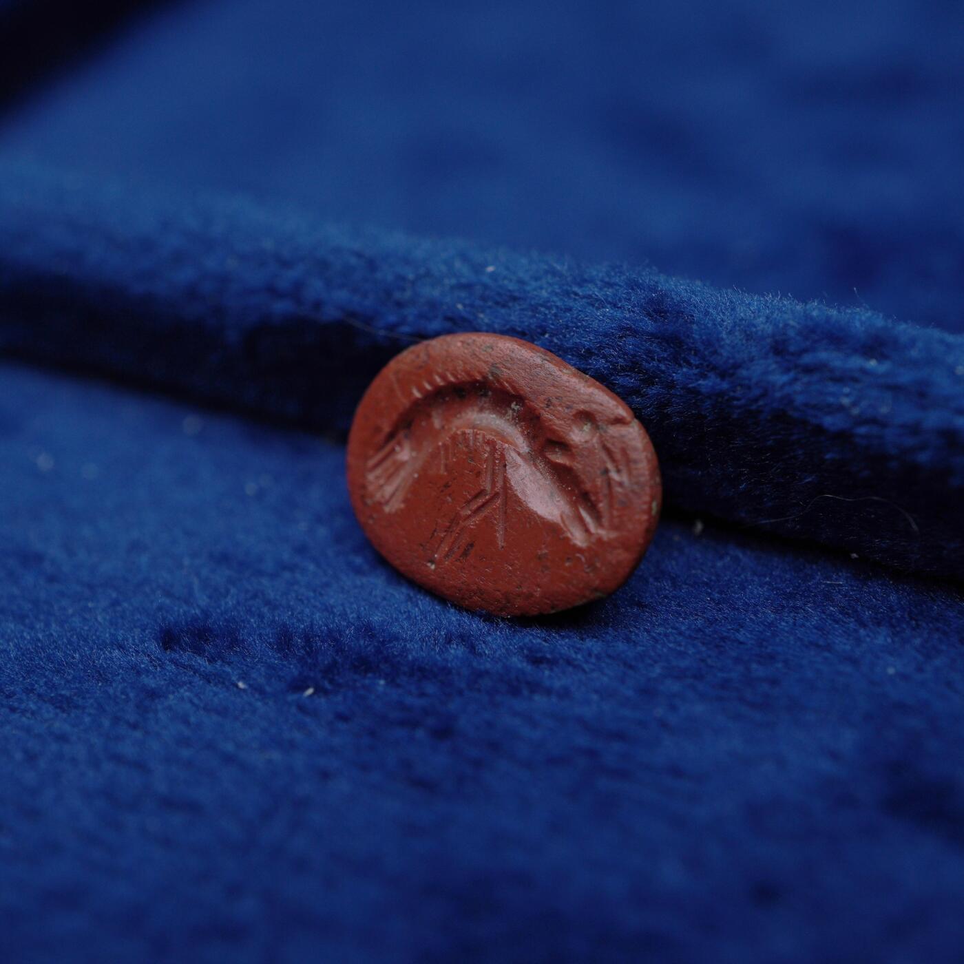 琋语集藏2026年04月欧洲古典打制币拍卖 古罗马时期鸡肝玛瑙虾印