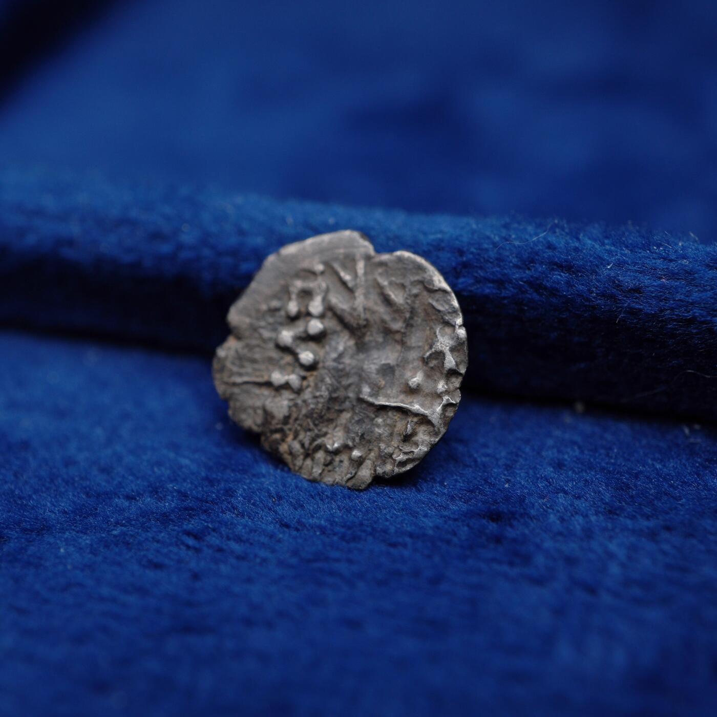 琋语集藏2026年04月欧洲古典打制币拍卖 月氏仿巴克特里亚攸克拉提底斯一世奥波银币