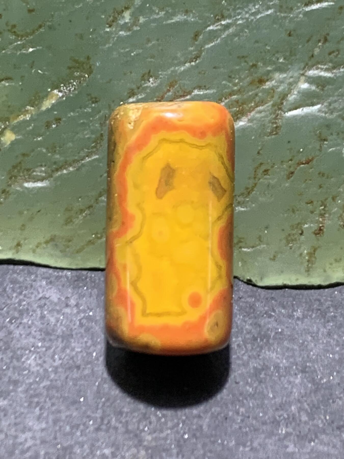 冰飘草花纹战国红玛瑙通货直桶桶珠一颗！