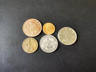 零零发外国硬币拍卖 无佣金 - 英国一组