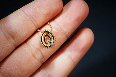 上海都达杂项专场102【全场包邮】  天然莫桑钻心形项链94-164