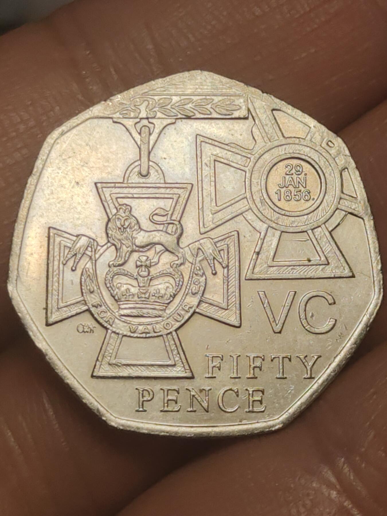 2026年第三十八场(总第二百零七场）外国好品散币场(免佣金) 英国🇬🇧2006单年份50便士(维多利亚十字勋章创立150周年纪念币)