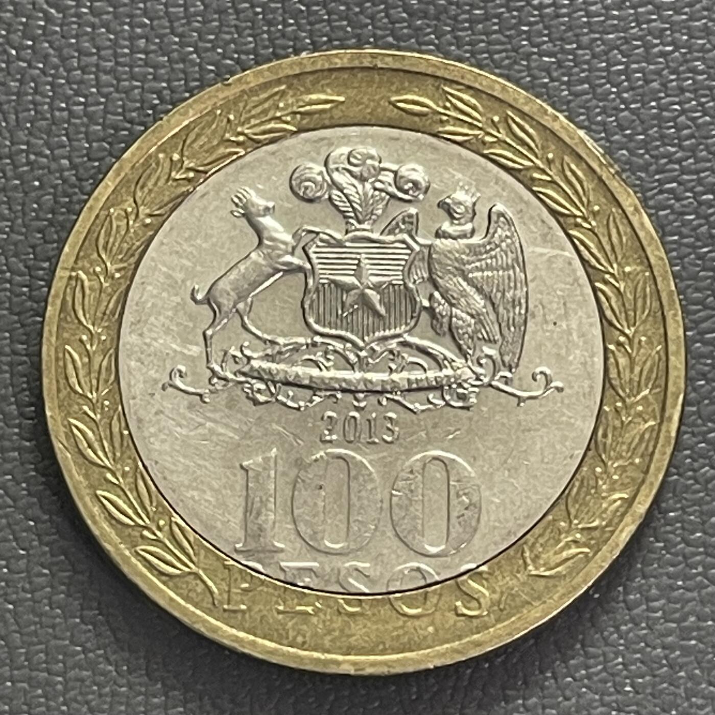 回流0406 智利2013年100比索双色金属币 原住民马普切族女性