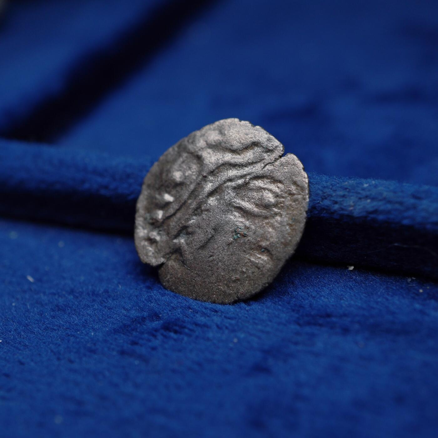 琋语集藏2026年04月欧洲古典打制币拍卖 古希腊科马基尼地区模仿塞琉古德米特里一世德拉克马银币