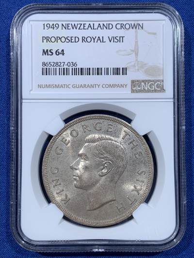 《竞宝斋》第475场 周日，周一 2场连拍 （全场包邮）欢迎送拍 - NGC MS64 新西兰1949年乔治六世皇家访问1克朗纪念银币，淡灰包浆，微光闪烁。